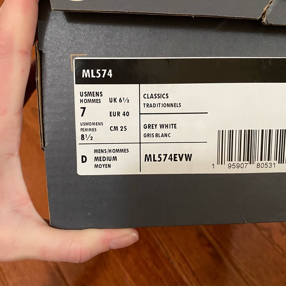 •SOLD• BNIB New Balance 547 core - Picture 5 of 5